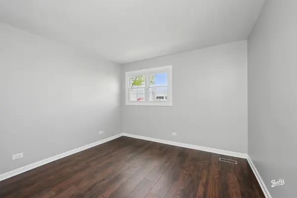 745 Dulles RD #C, Des Plaines, IL 60016