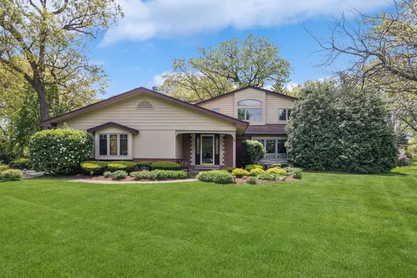 6 Old Timber LN, Palos Park, IL 60464