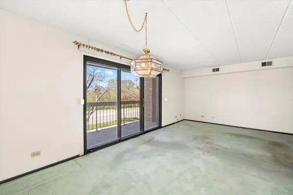 15103 Quail Hollow DR #604, Orland Park, IL 60462
