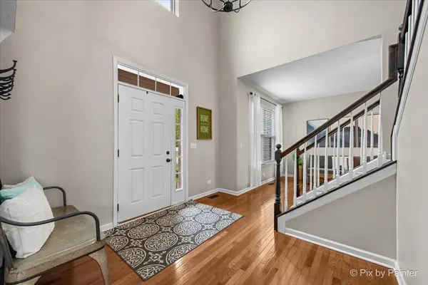 8926 Cook WAY, Huntley, IL 60142