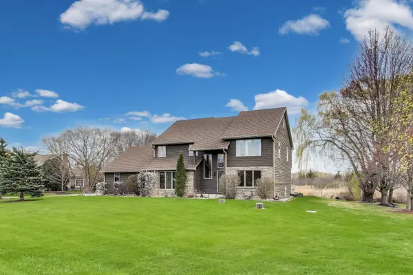 23883 W Sarah CT, Antioch, IL 60002
