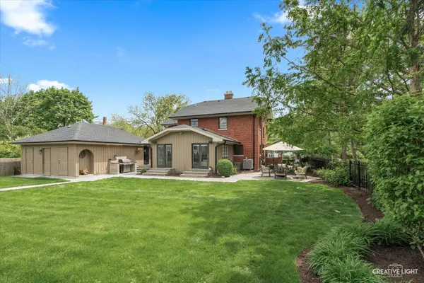 519 Highland AVE, Naperville, IL 60540