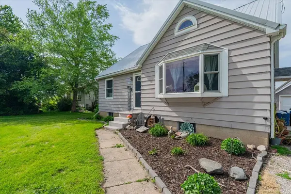 114 E State Route 116 ST, Benson, IL 61516