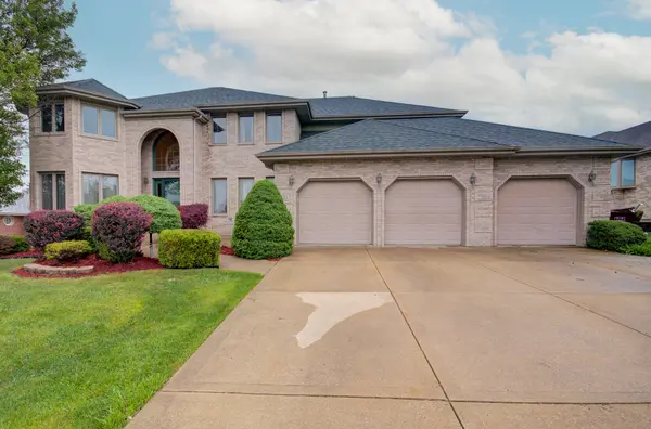 8825 Timbers Pointe DR, Tinley Park, IL 60487
