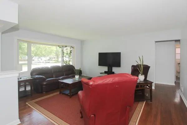 108 N Ardmore AVE, Villa Park, IL 60181