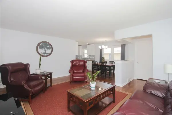 108 N Ardmore AVE, Villa Park, IL 60181