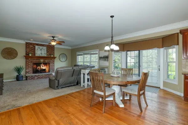 1493 SEATON ST, Elburn, IL 60119