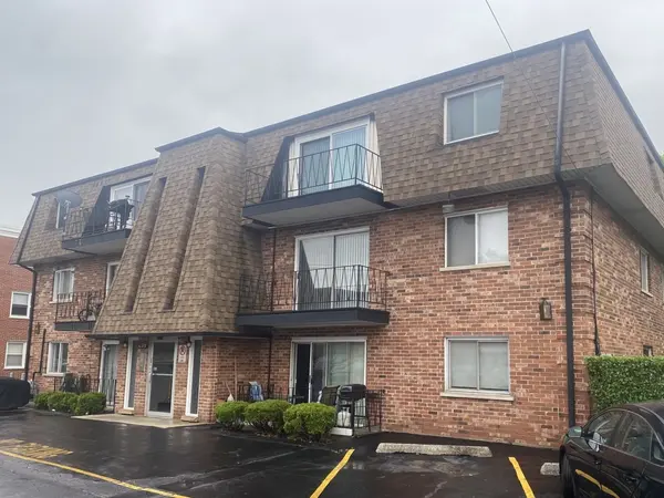 10715 S Keating AVE #1C, Oak Lawn, IL 60453