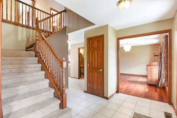 679 Gibbons DR, New Lenox, IL 60451