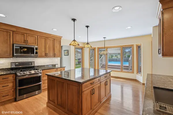 4351 N Cottonwood TRL, Hoffman Estates, IL 60192
