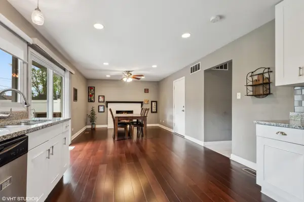 5142 Deerpath RD, Oak Forest, IL 60452