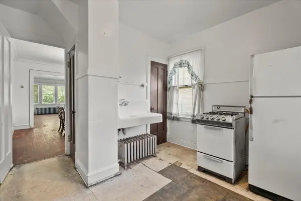 2718 N Nordica AVE, Chicago, IL 60707