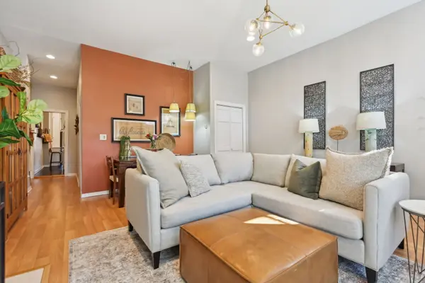 2149 N Seminary AVE #A, Chicago, IL 60614