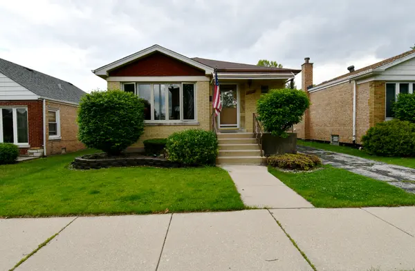5151 S Mulligan AVE, Chicago, IL 60638