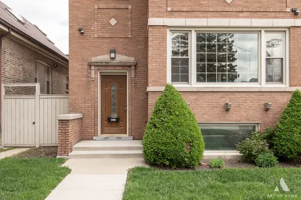 3301 N KILBOURN AVE, Chicago, IL 60641