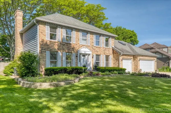 912 Turnbridge CIR, Naperville, IL 60540
