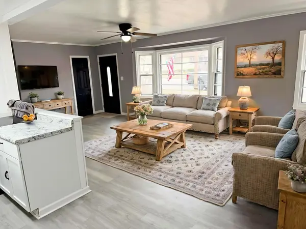 206 E 5th ST, Metropolis, IL 62960