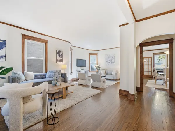 5306 N Wayne AVE, Chicago, IL 60640