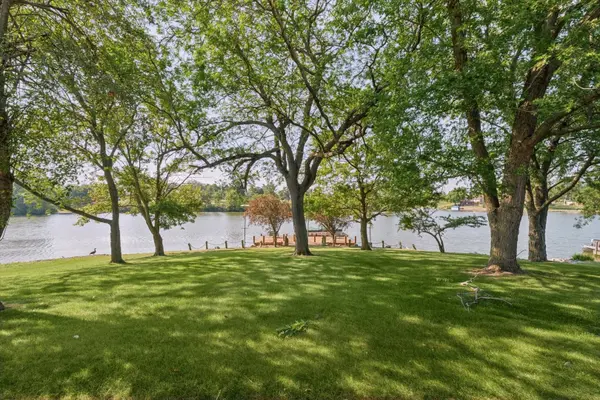 1612 Lakeview DR, Loda, IL 60948