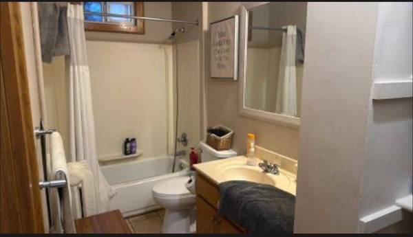 1113 Edgerton ST, Saint Paul, MN 55130
