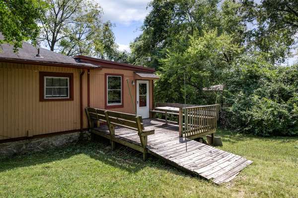 2208A Riverside Dr, Nashville, TN 37216