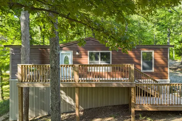 2550 N Eagle Creek Rd, Holladay, TN 38341