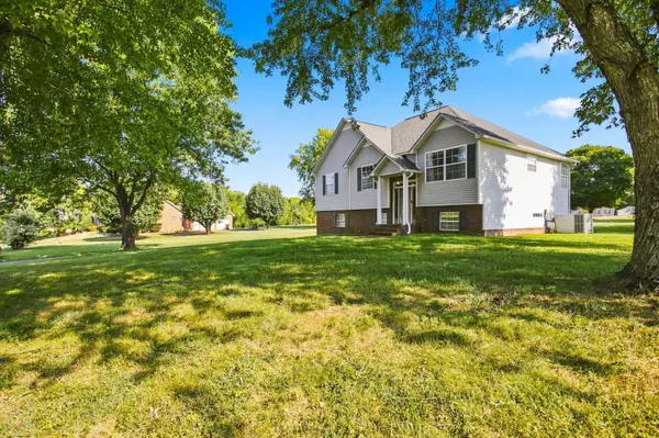 2408 Lakeshore Dr, Spring Hill, TN 37174