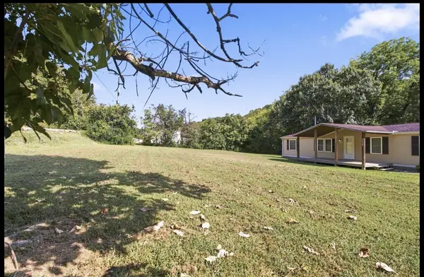 6220 Walker Creek Rd, Alexandria, TN 37012