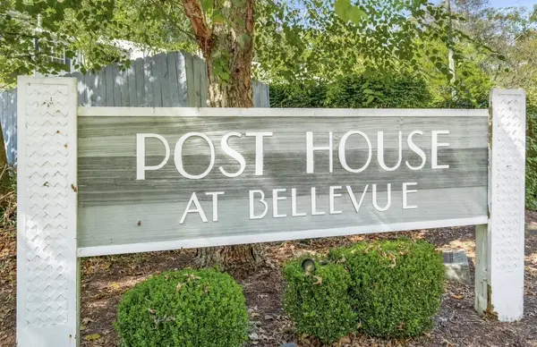 402 Post Creek Rd, Nashville, TN 37221