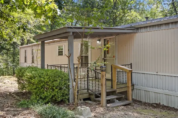 200 Bounty Ln, Camden, TN 38320