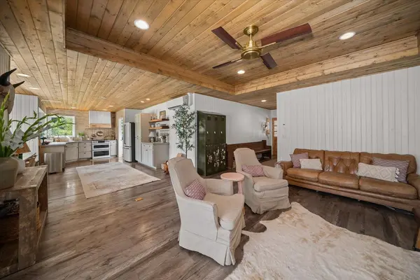 822 Little Spokane River Rd, Newport, WA 99156
