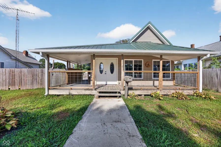 114 N Myra ST, Worthington, IN 47471