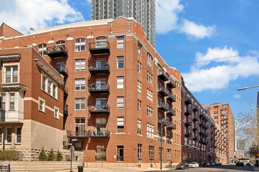 360 W Illinois ST #524, Chicago, IL 60654