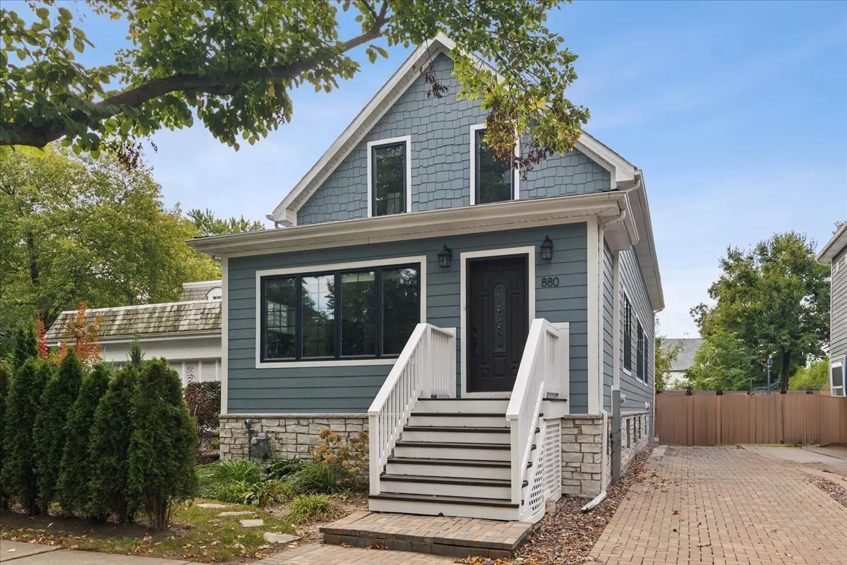 880 Willow RD, Winnetka, IL 60093