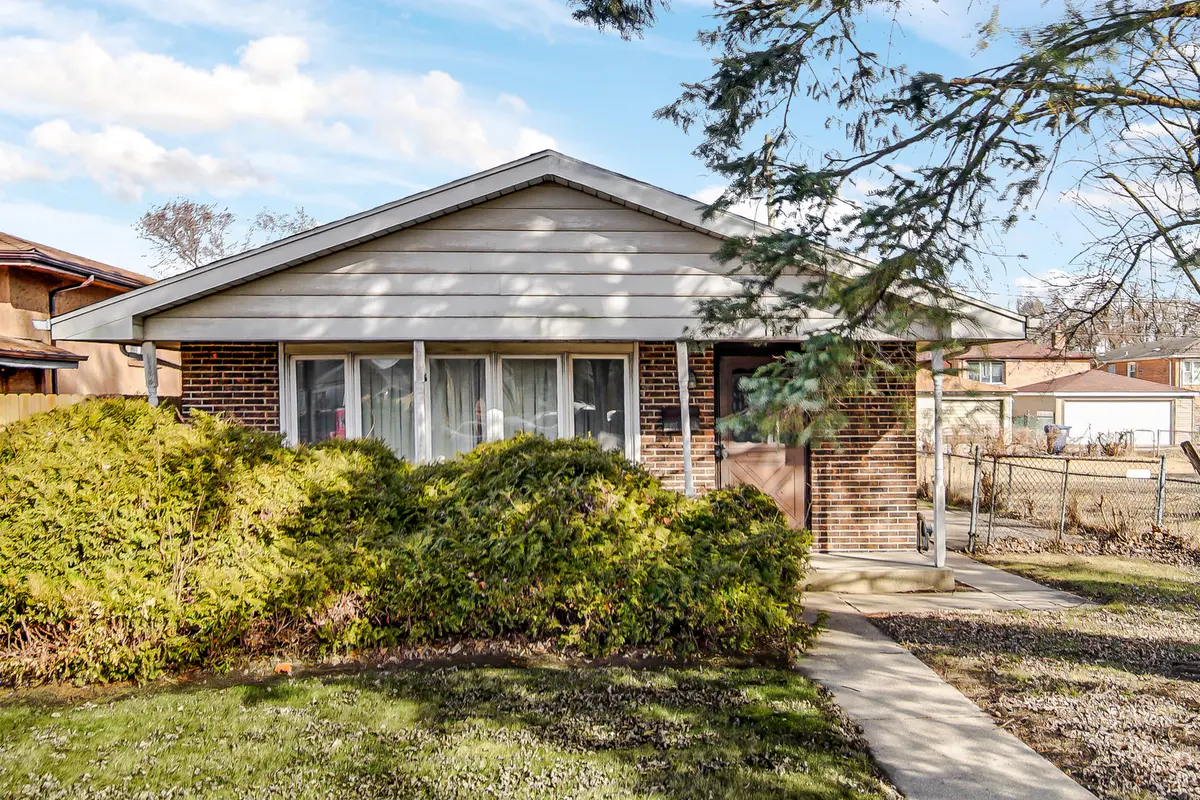 14121 S Calhoun AVE, Burnham, IL 60633