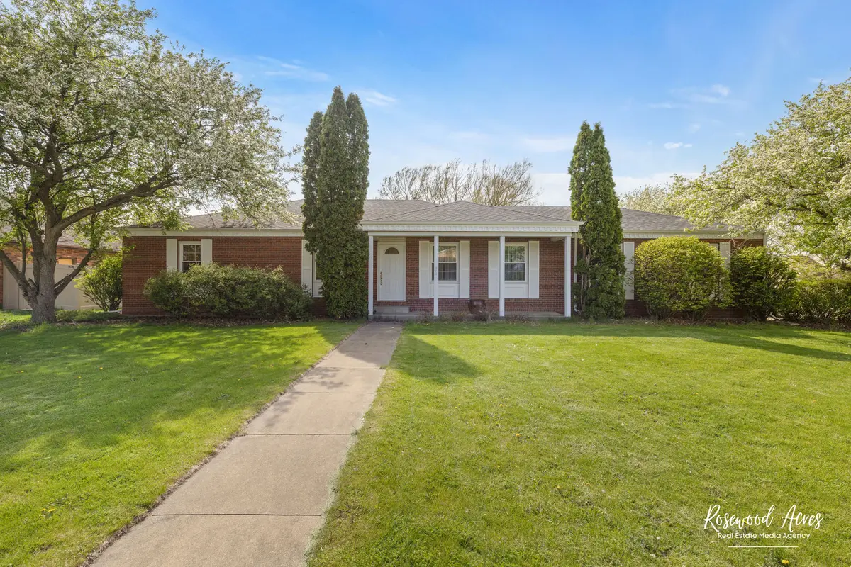493 Parseghian PL, Manteno, IL 60950