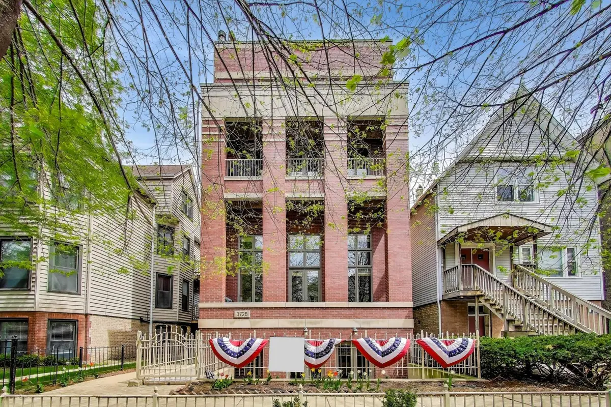 3725 N KENMORE AVE #1, Chicago, IL 60613