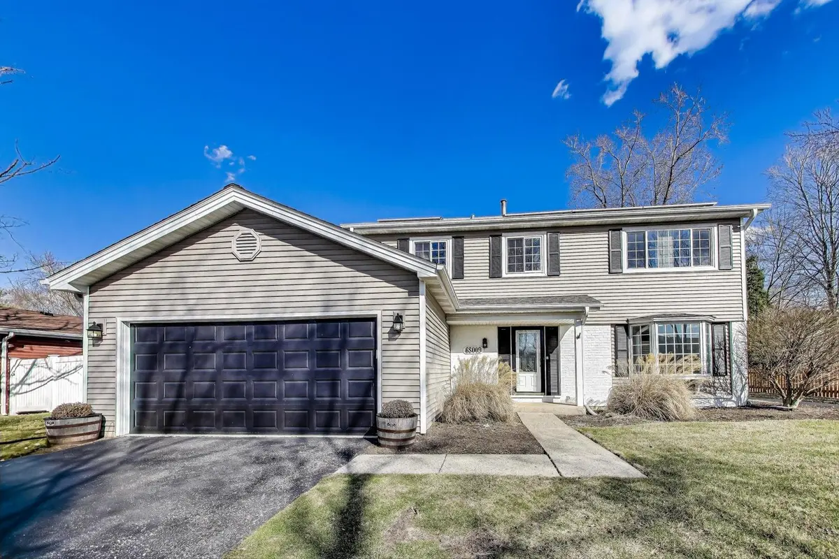 6S009 Steeple Run DR, Naperville, IL 60540