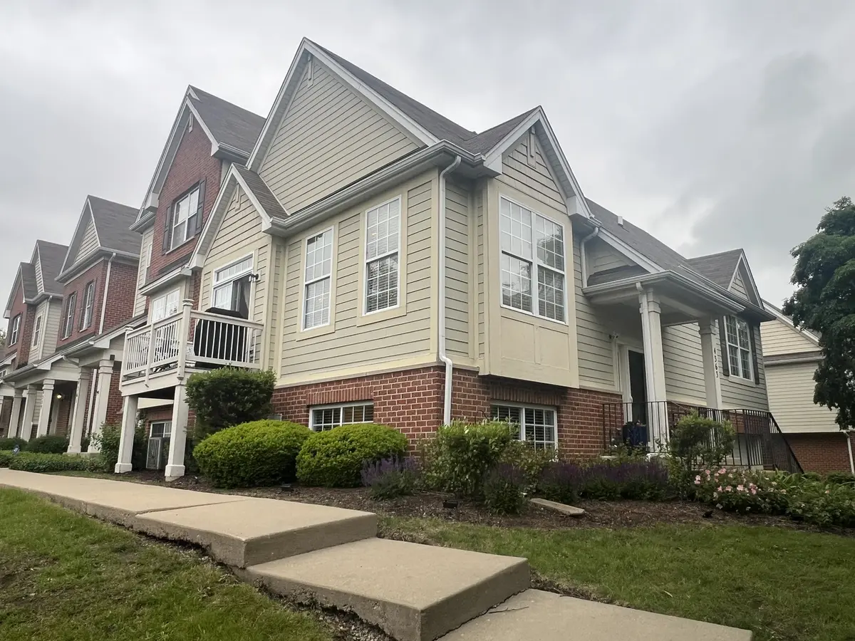 4363 Timber Ridge CT, Joliet, IL 60431