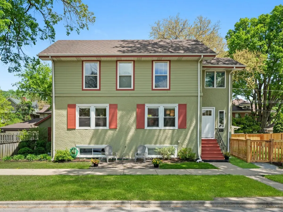 626 Home AVE, Oak Park, IL 60304