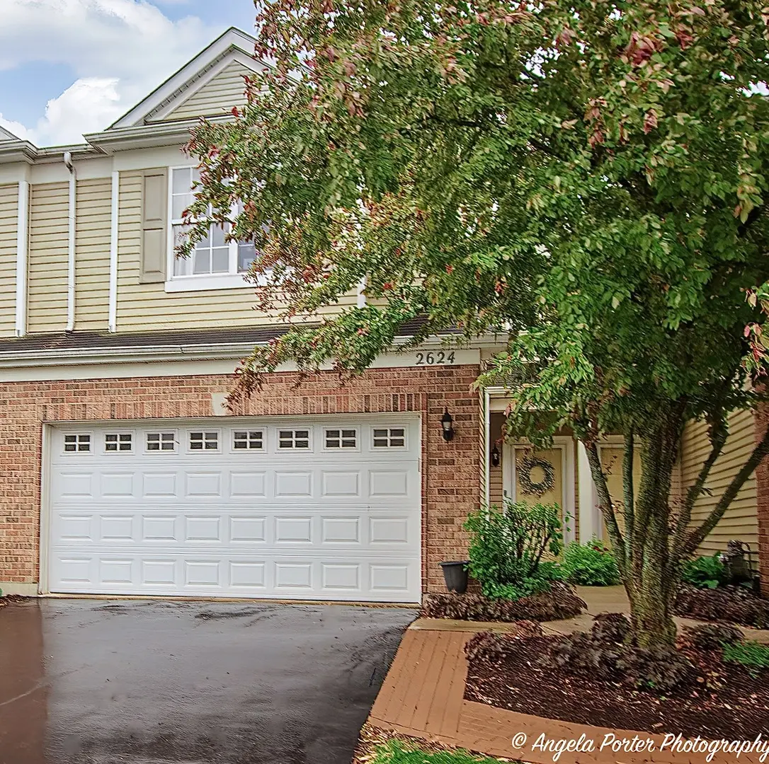 2624 Evergreen CIR, Mchenry, IL 60050