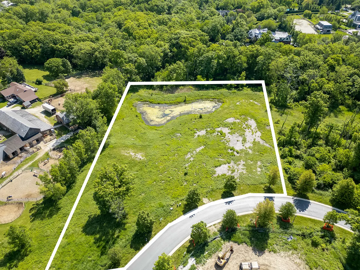 5 TEMPLETON DR, Oak Brook, IL 60523