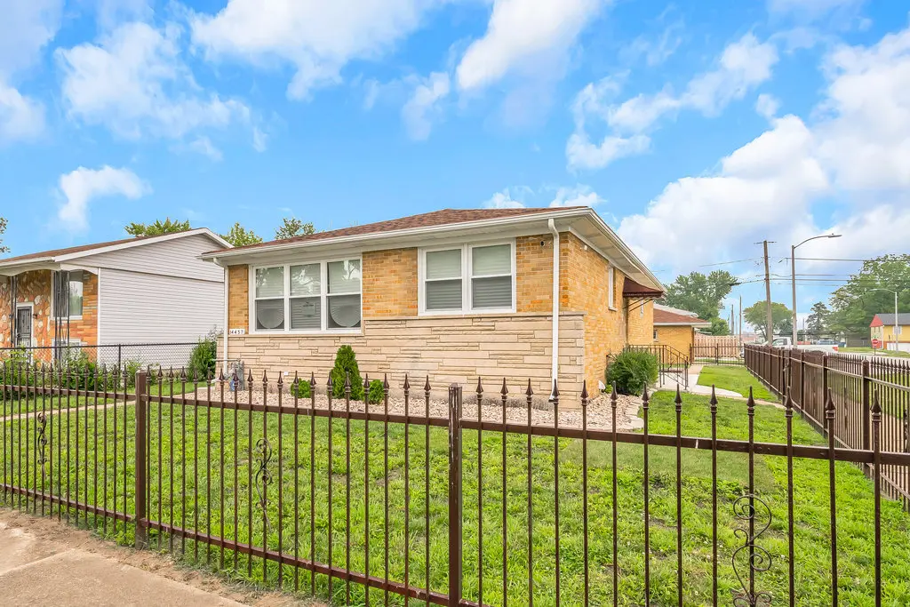 14457 Oakley ST, Dixmoor, IL 60426