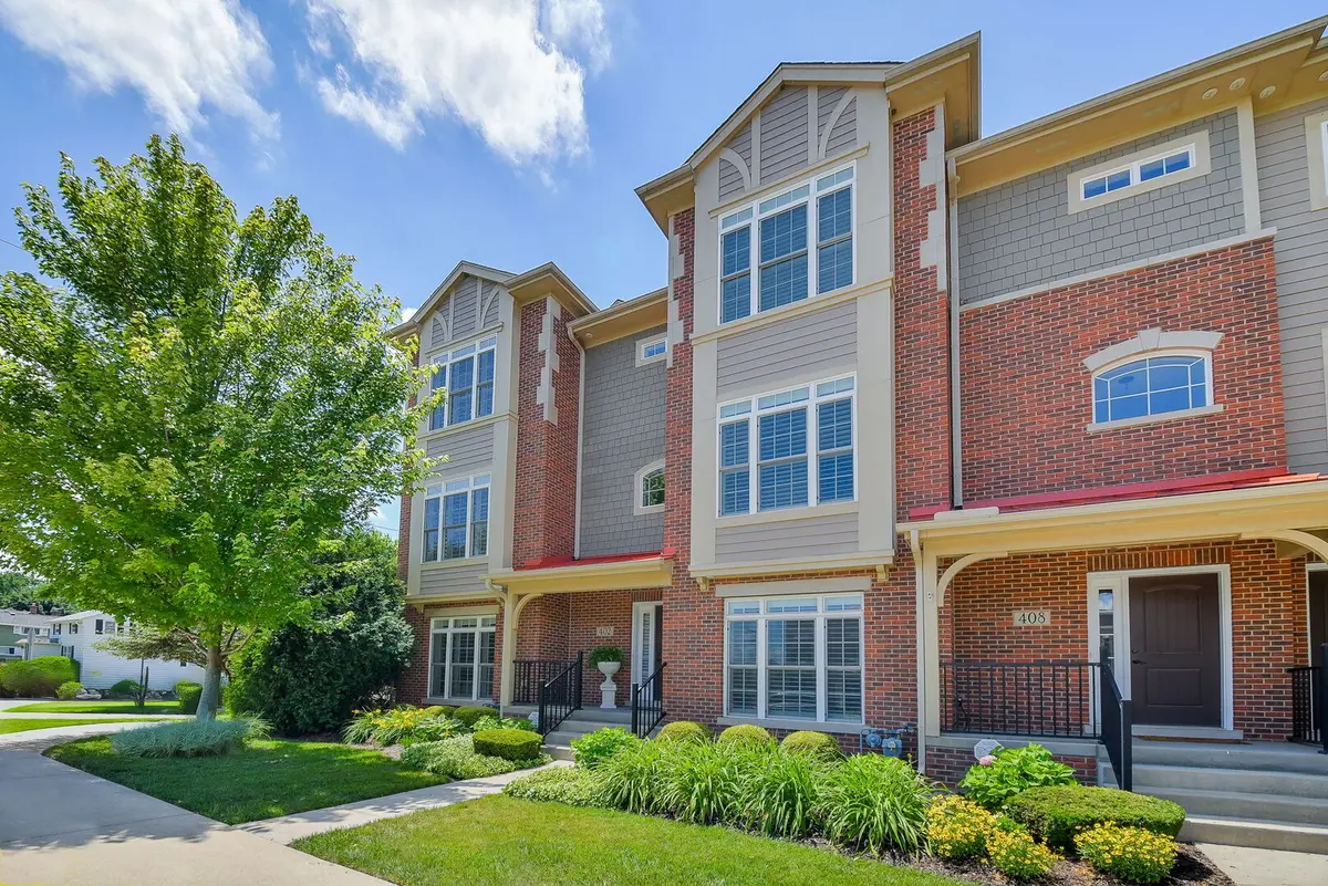 402 N 1st ST, Geneva, IL 60134