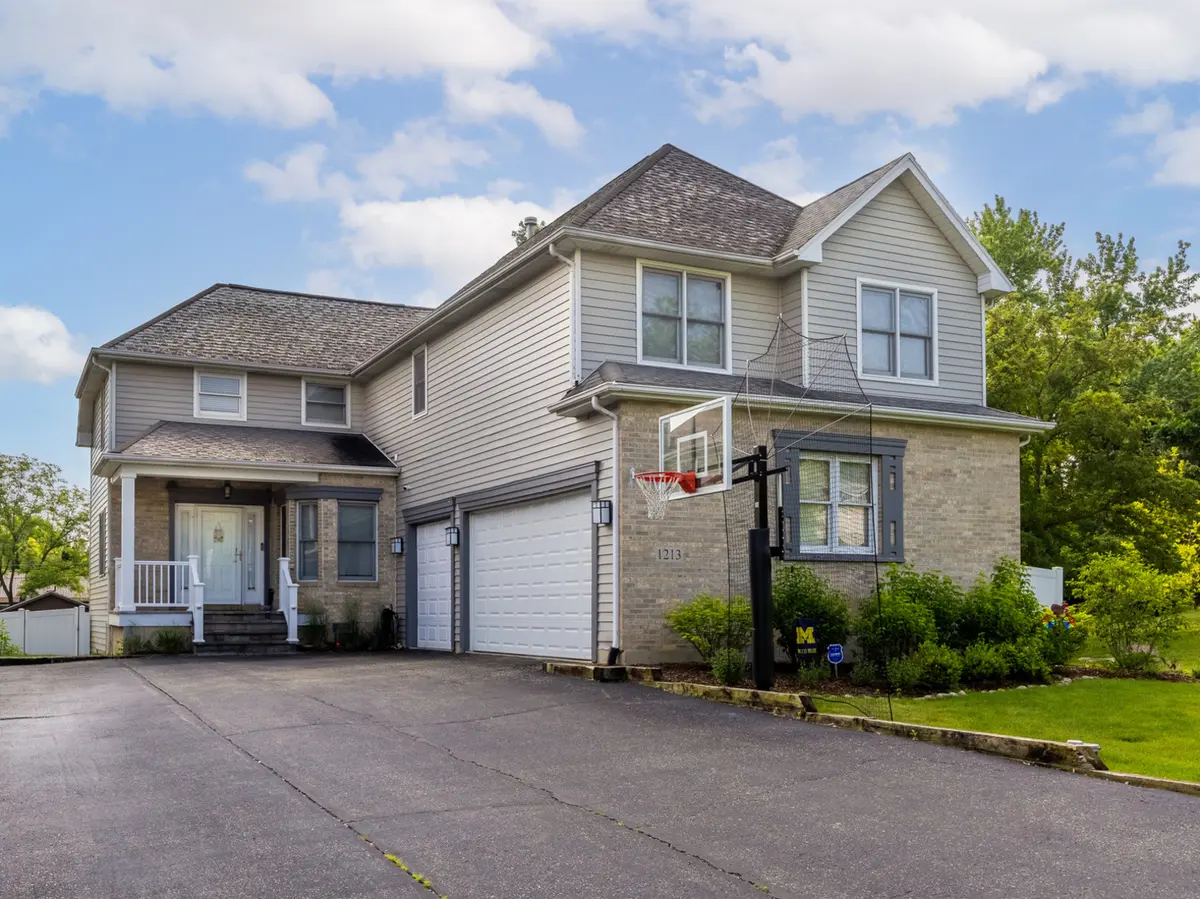 1213 Prairie AVE, Barrington, IL 60010