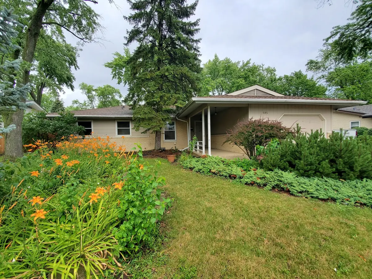 595 W Elk Grove BLVD, Elk Grove Village, IL 60007