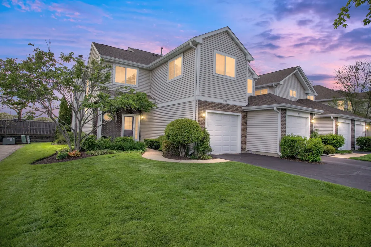 1100 E Cambria LN, Lombard, IL 60148