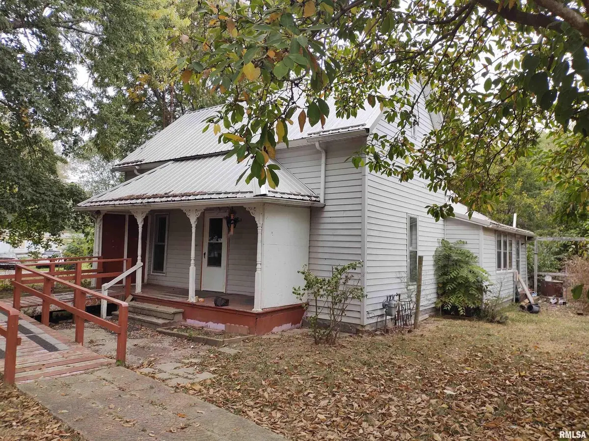 312 W Appel ST, Broughton, IL 62817