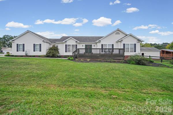 708 Paint CIR, Oakboro, NC 28129