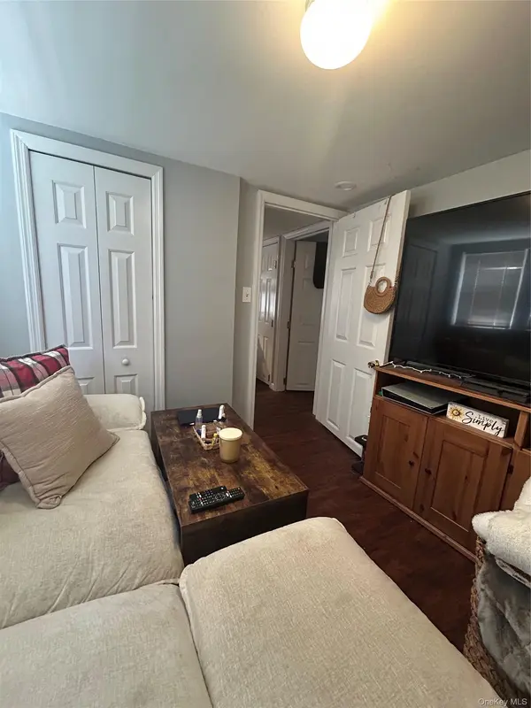 70 Oswego AVE #Walk in unit, Long Beach, NY 11561